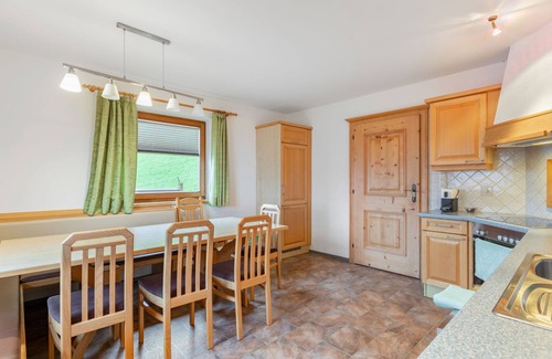 Bramberg am Wildkogel Apartamento | Prieslern by Interhome