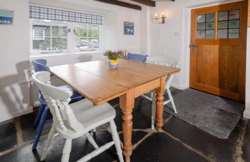 Chapel Stile Casa | Priest End, Chapel Stile
