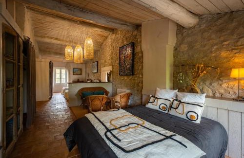 Floure Cama Y Desayuno | Prieuré Saint-Louis Maison d'Hôtes