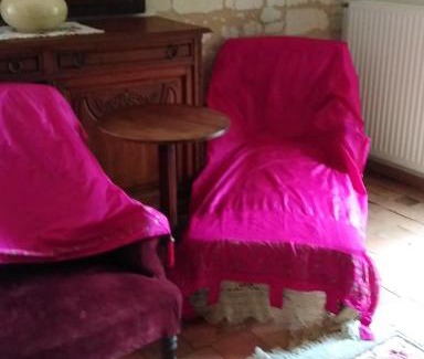 Courchamps Apartamento | prieure le compostelle gite la renaissance