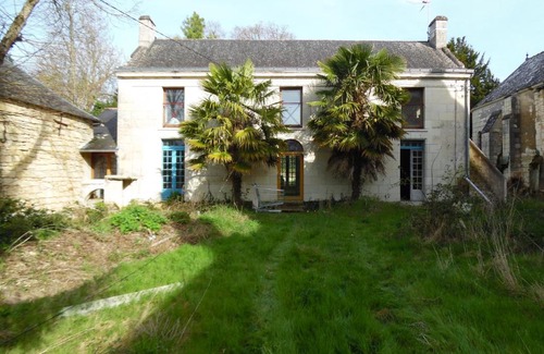 Courchamps Apartamento | prieure le compostelle gite la renaissance