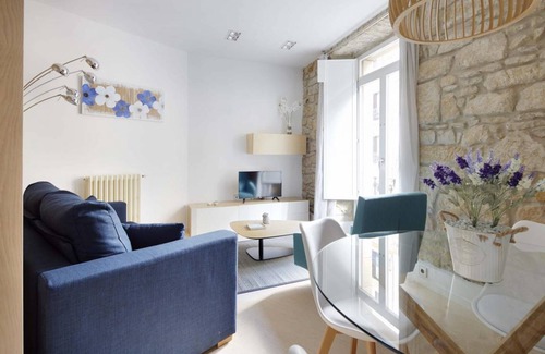 San Sebastian Centro Apartamento | Prim Suite 2 by FeelFreeRentals