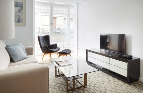 San Sebastian Centro Apartamento | Prim Suite by FeelFree Rentals