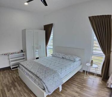 Ijok Casa | Prima Guest House - Puncak Alam Homestay Mus-lim friendly