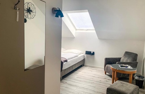 Neuruppin Casa | PRIMA Inn Unterkunft direkt über der "Bar am Minimax"