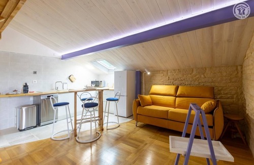 Pugny-Chatenod Casa | Prima - Pugny Chatenod