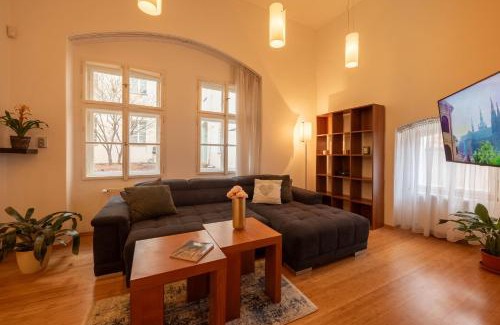 Hradcany Apartamento | Primavera - Castle view apartments