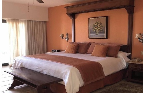 Marina Complejo | Beachfront 2 Bedroom 3 Bath Condo en Playa Grande Resort!