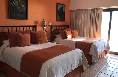 Marina Complejo | Beachfront 2 Bedroom 3 Bath Condo en Playa Grande Resort!