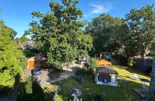 Winton Casa | Prime Bournemouth stay with luxury spa option