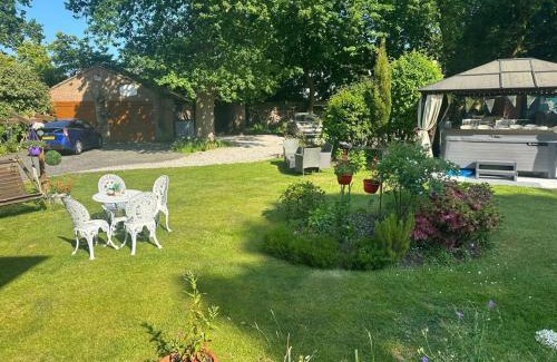 Winton Casa | Prime Bournemouth stay with luxury spa option