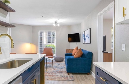Garden Hills Apartamento | Prime Buckhead Chic Condo in Atlanta