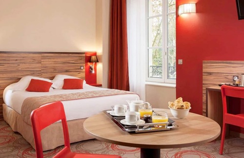 Perrache Apartamento | Prime Confluence District Retreat: Modern Amenities
