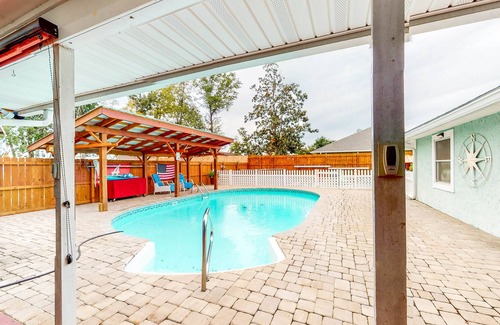 Callaway Casa | Prime Home with Private Pool, Firepit & Home Office - Dog-Friendly