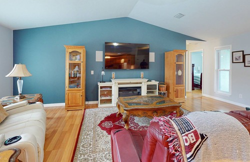 Callaway Casa | Prime home with private pool, firepit, & home office - dog-friendly