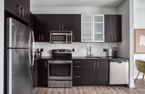 Shawmut Apartamento | Prime Ink Block Studio w. W/D and Gym by Blueground