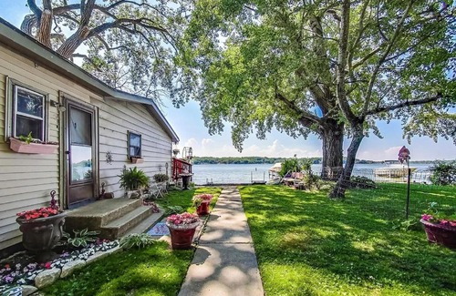 Fox Lake Apartamento | prime lake frontage
