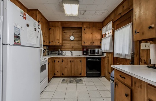 Ocean Park Cabaña | Prime location offering easy access to Ocean Park's central area, activities, and the beach!