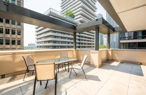 Bay Cloverhill Apartamento | Prime Location Escape Modern 1BR with Terrace