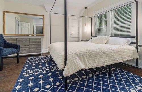 Benson Casa | Prime location, Fenced Yard, Mins to Downtown Zoo!