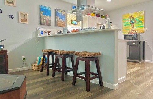 Flour Bluff Casa | PRIME LOCATION IMMACULATE COZY GETAWAY MINUTES FROM BEACH &DOWNTOWN