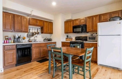 Burlington Apartamento | Prime location in the center of downtown burlington