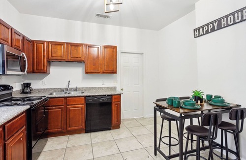 Saint Claude Casa | Prime Location NOLA Home! Just 10 Mins or Less from All Major Attractions!
