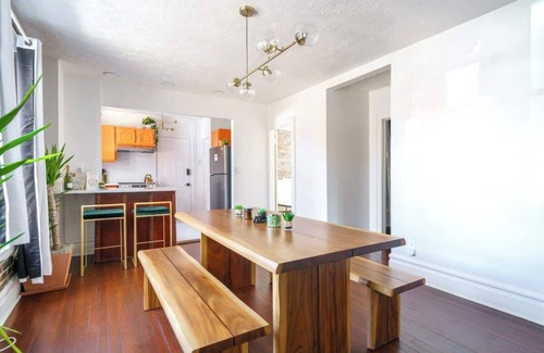 Short North Casa | Top Rated - Parking Free - PRIME Location - CLEAN