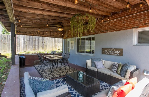 Lexington Casa | 3 habitaciones / 2 baños Ranch en un sótano - ¡Seguro que te encantará esta casa actualizada!