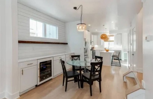 Biddleville Casa | Prime Location, Rooftop City View, Walkability