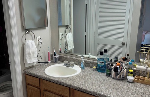 Auburn Apartamento | Prime Location, Top Amenities – Walk to Downtown & Auburn Stadium!