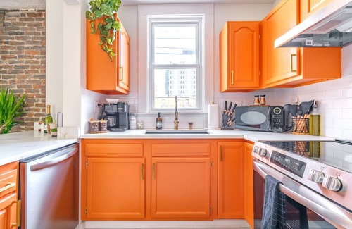 Short North Casa | Prime Location Top Rated Clean Parking Free