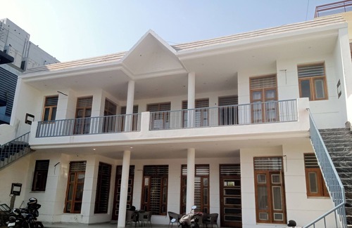 Kishangarh Villa | Prime location Walking distance from Sukhna lake ,Rock garden Chandigarh