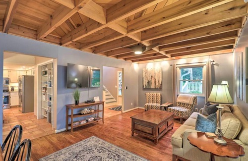 Sylva Casa | Prime Location with Scenic Views - Your Ultimate Retreat: Roamer's Respite