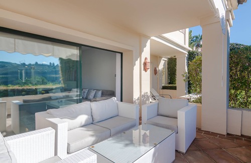 Benahavis Apartamento | Apartamento contemporáneo de lujo de 2 dormitorios.