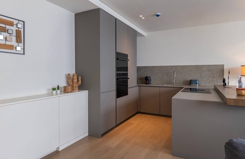 Marvila Apartamento | Prime Riverside 1BDR Apartment by LovelyStay