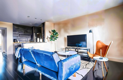 Riverside Apartamento | Prime Spot | Cozy Bed, Pool + Free Parking