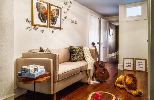 Wesley Heights Casa | Prime Spot! Perfect for Families! Backyard Bliss