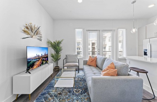 Highland Apartamento | Prime West Downtown Studio w Washer Dryer