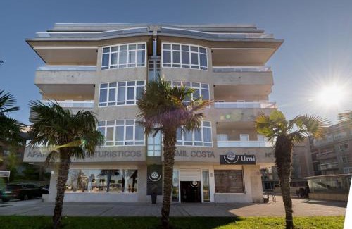 Vigo Apartamento | Primera Linea de Playa Samil Costa con Garaje Incluido