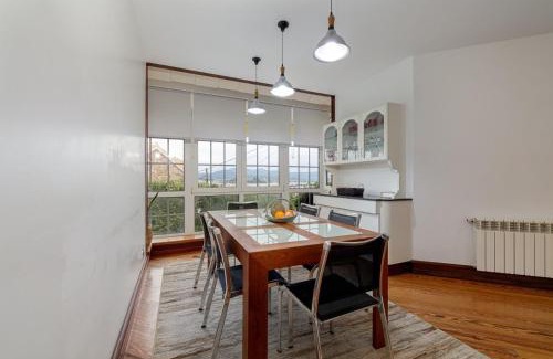 Baiona Apartamento | Primera Planta casa con finca cerrada.