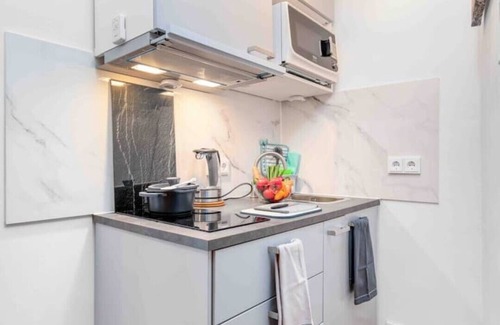 Antonsviertel Apartamento | Primero Top-Apartment I 35qm Balcony Great View 22fl. I Center Kongress