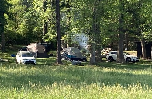 Blacksburg Alquiler De RV | Primitive Camping by Neal Creek site #1