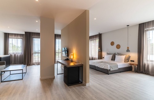 Saints Constantine and Helena Hotel | Primorski Hotel