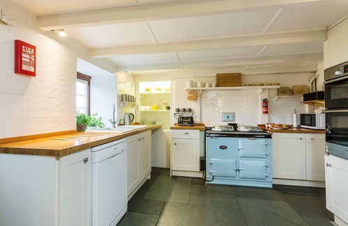 Treyarnon Cabaña | Primrose Cottage- 400yr Antiguo Cosy Cottage Carácter