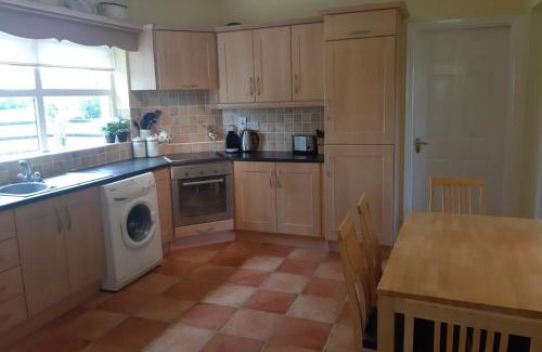 Kinnitty Casa | Primrose Cottage