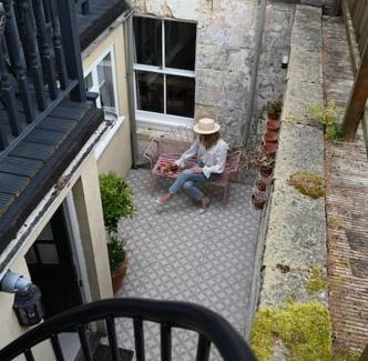 Bath Casa | Primrose Cottage - with Private Courtyard & Sun Terrace in Central Bath