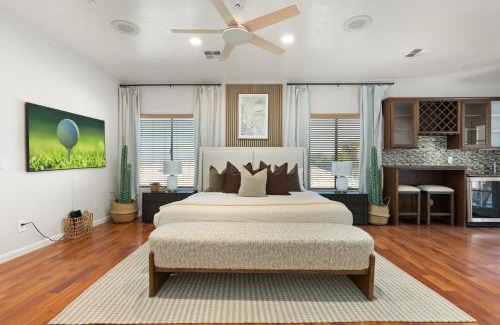 Fountain Hills Casa | Primrose Palace Fountain Park Pool Hot tub