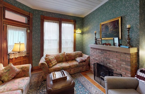 Nelsonville Cama Y Desayuno | Queen-Path Room-Vista a la Calle-Suite-Baño Privado