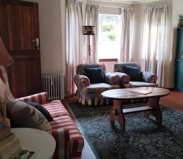 Hilton Casa | Primula Cottage at Hillhouse
